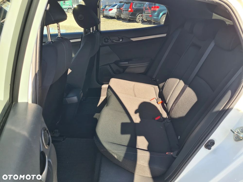 Honda Civic 1.0 T Comfort Sport Line - 18