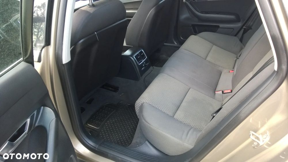 Audi A6 Limousine 2.4 - 12