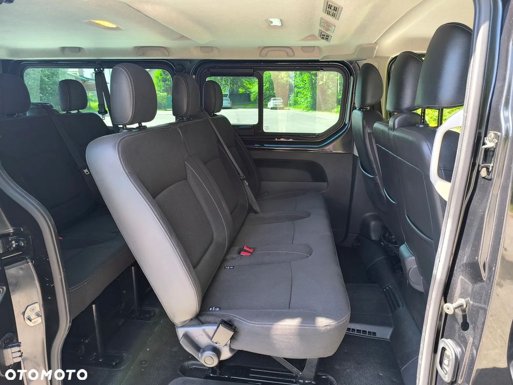 Renault Trafic Grand SpaceClass 2.0 dCi EDC - 22
