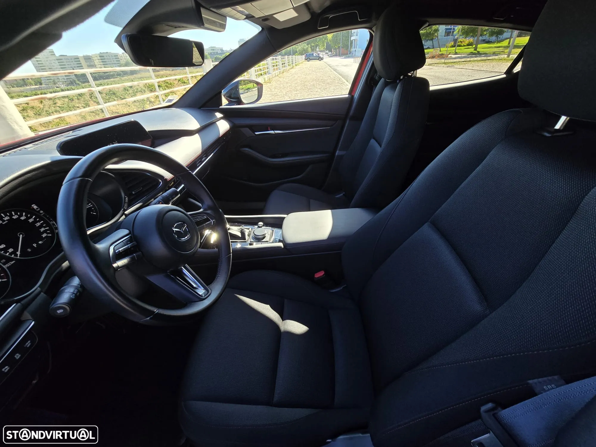 Mazda 3 2.0 Sky-G Homura AT - 9