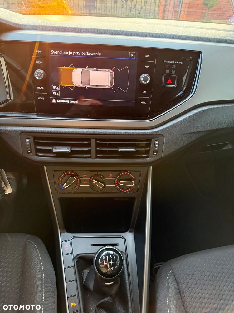 Volkswagen Polo - 10