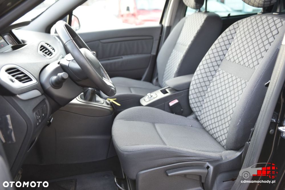Renault Scenic 1.6 16V 110 LIMITED - 13