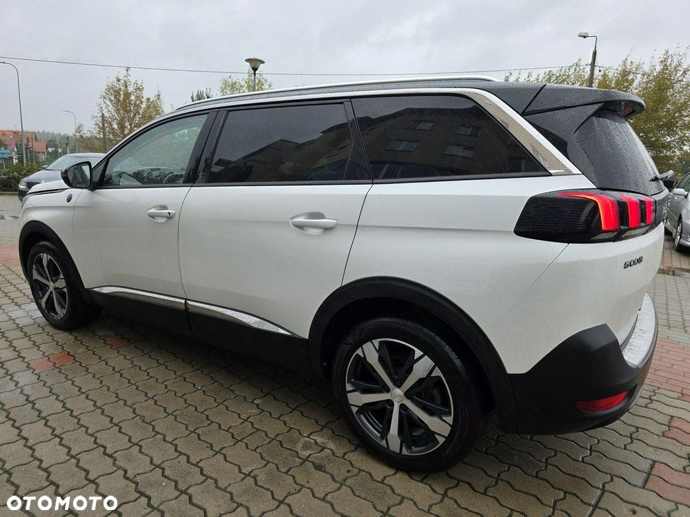 Peugeot 5008 - 6