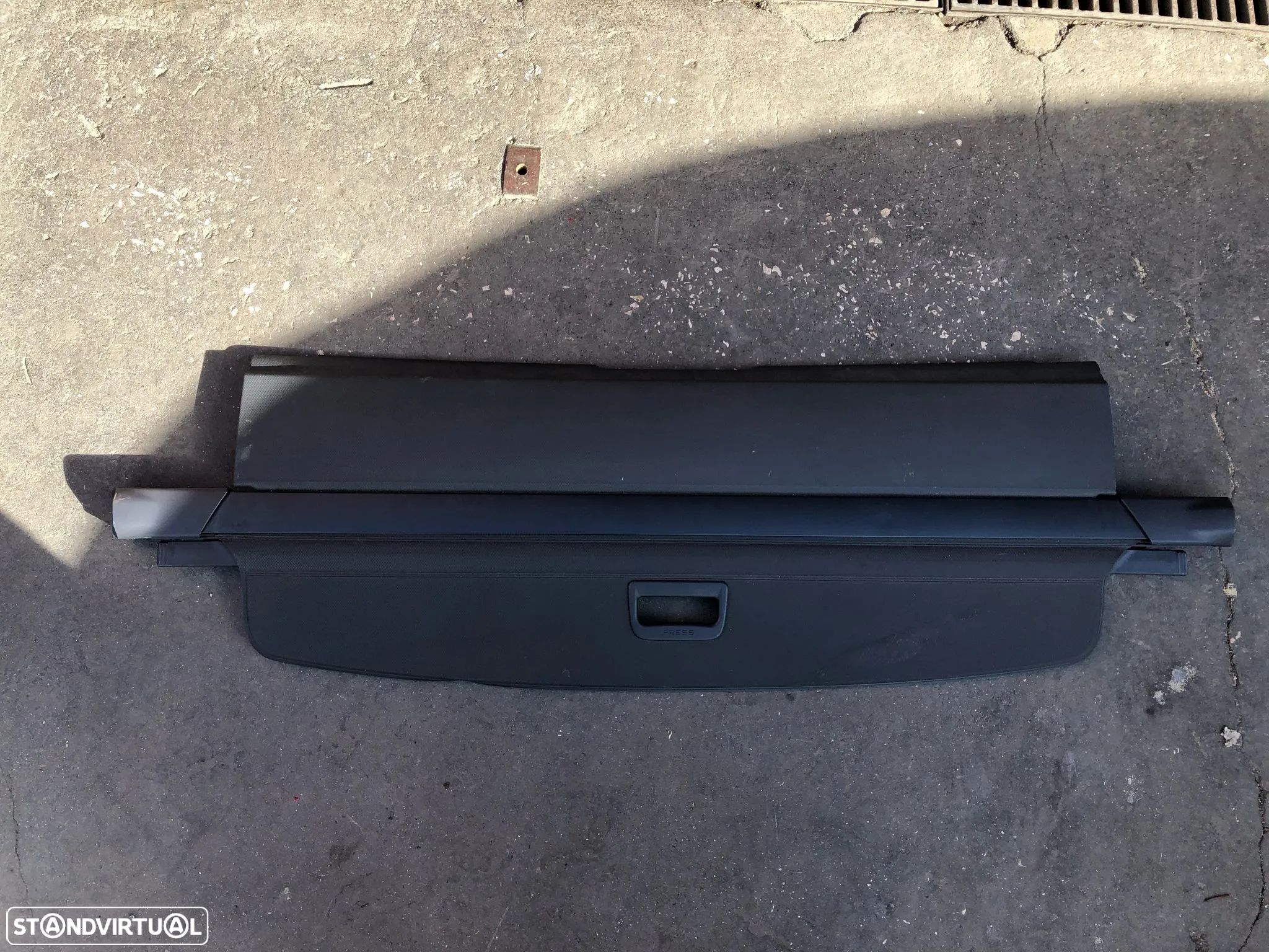 SKODA OCTAVIA II CHAPELEIRA CORTINA DA MALA - CL068 - 1