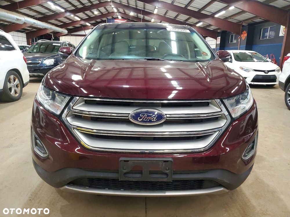 Ford Edge - 7