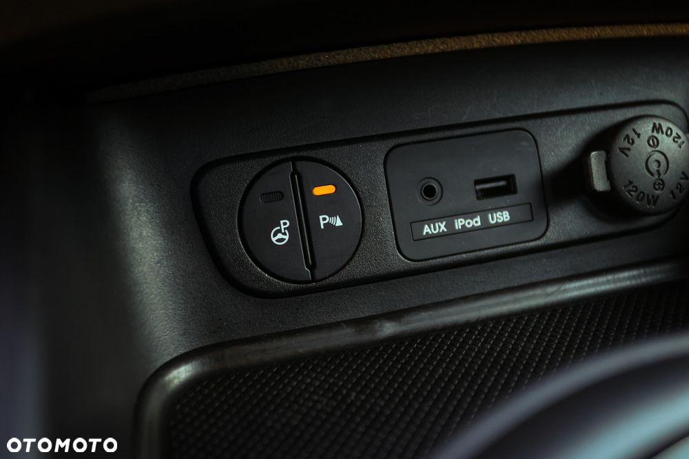 Kia Sportage 2.0 CRDI L AWD - 31