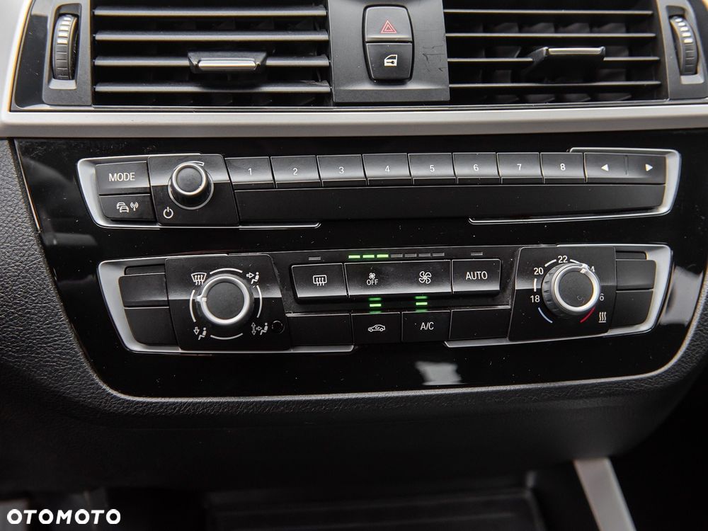 BMW Seria 1 118i M Sport - 21