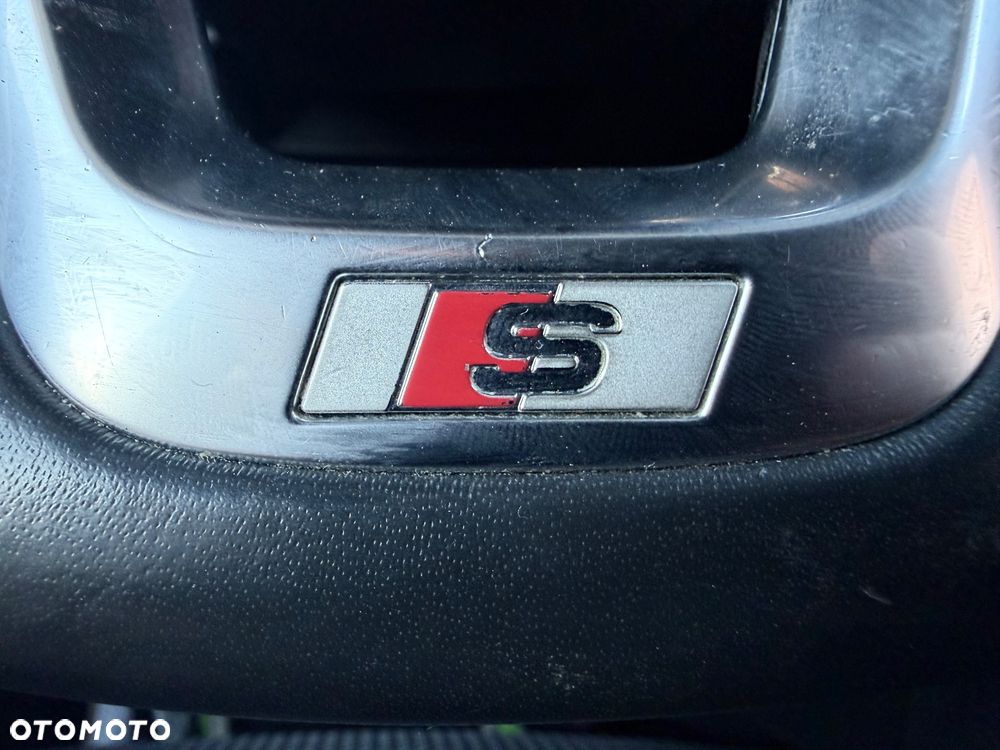 Audi Q3 45 TFSIe S tronic S line - 20