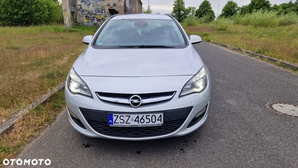 Opel Astra 1.4 Turbo - 2