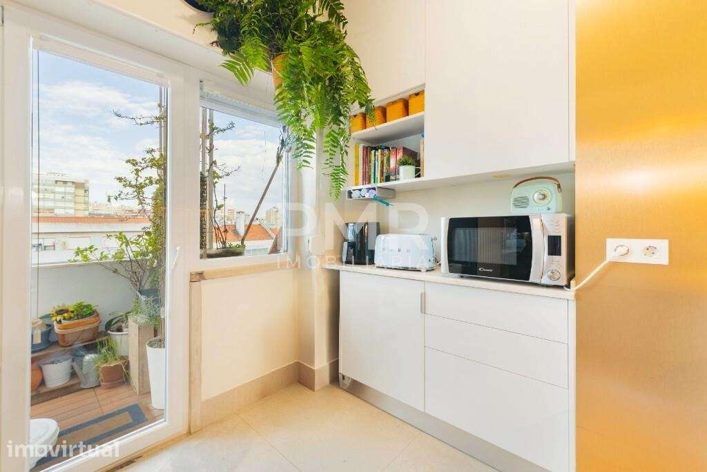 Apartamento T3 no Lumiar - Grande imagem: 2/25