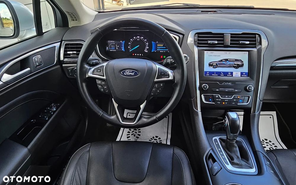 Ford Mondeo 2.0 Hybrid Titanium - 25