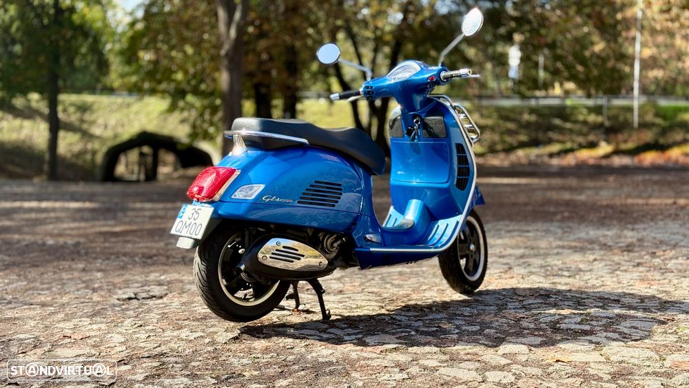 Vespa 125 GTS - 8