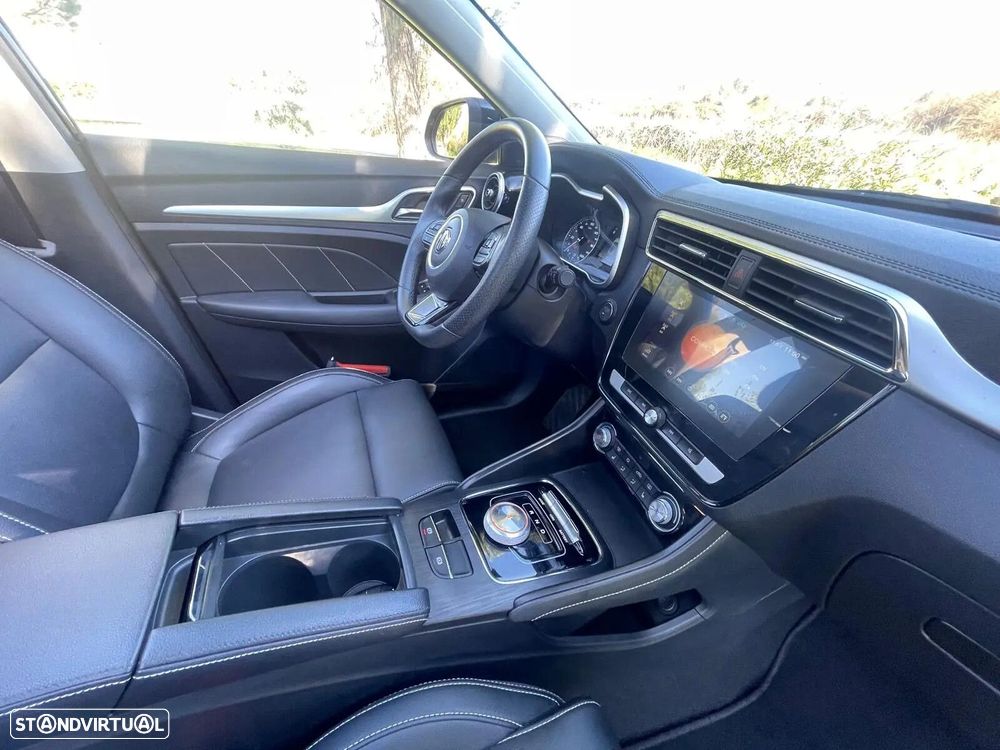 MG ZS Luxury - 16