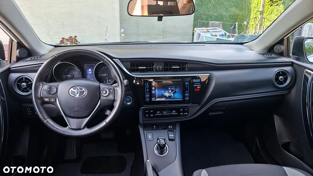 Toyota Auris - 31