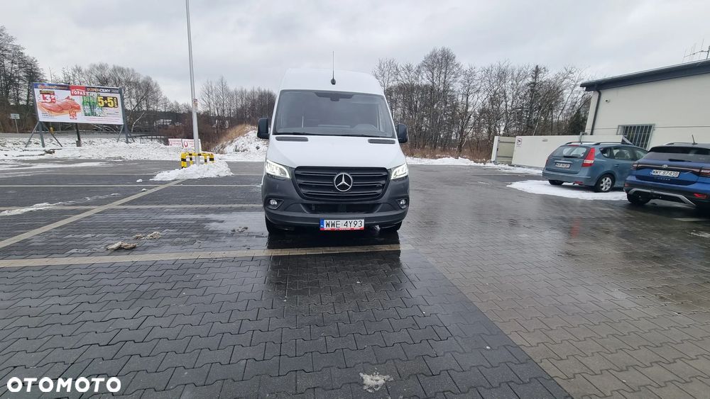 Mercedes-Benz Sprinter - 9