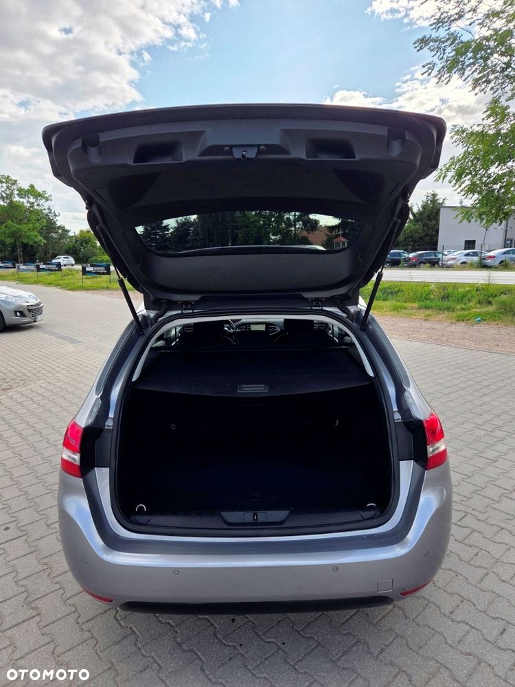 Peugeot 308 1.6 e-HDi Allure S&S - 12