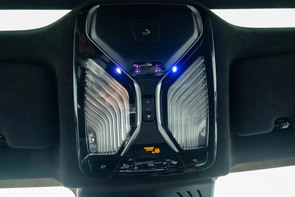 BMW M8 M850i xDrive AT - 16