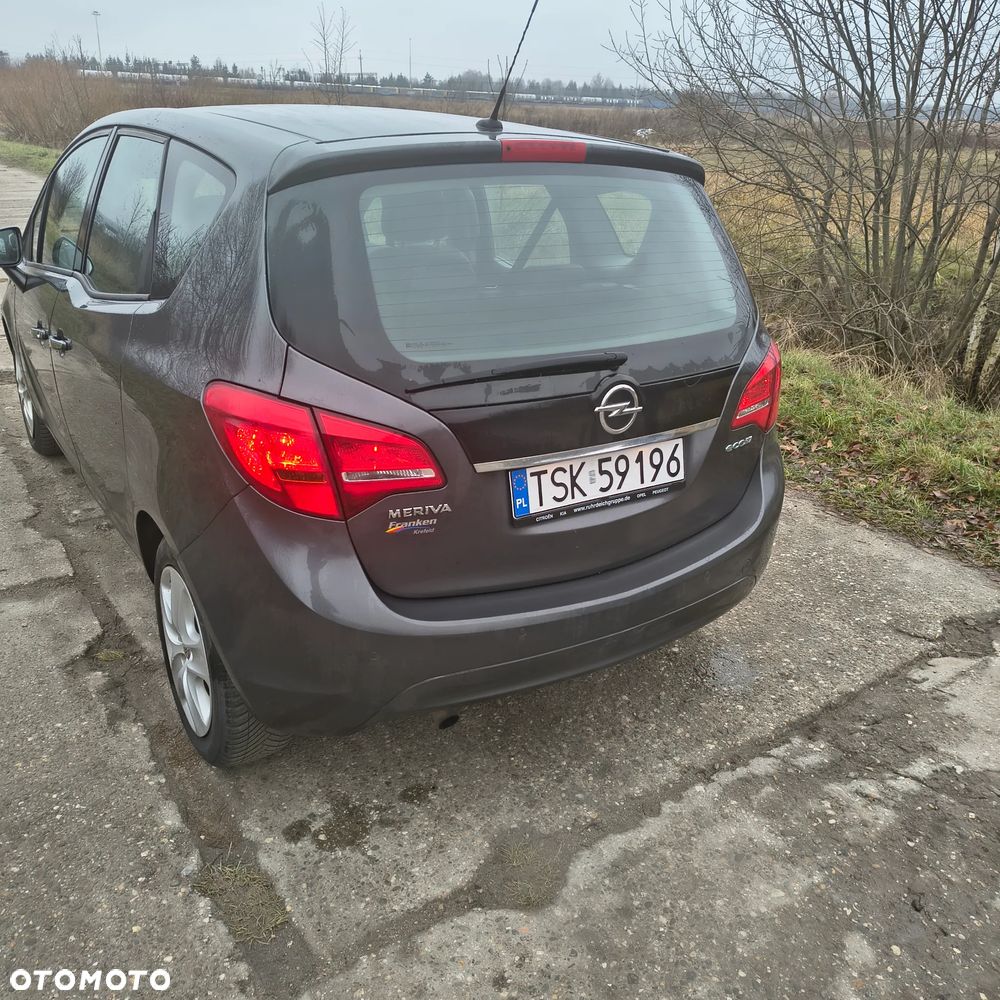 Opel Meriva - 8