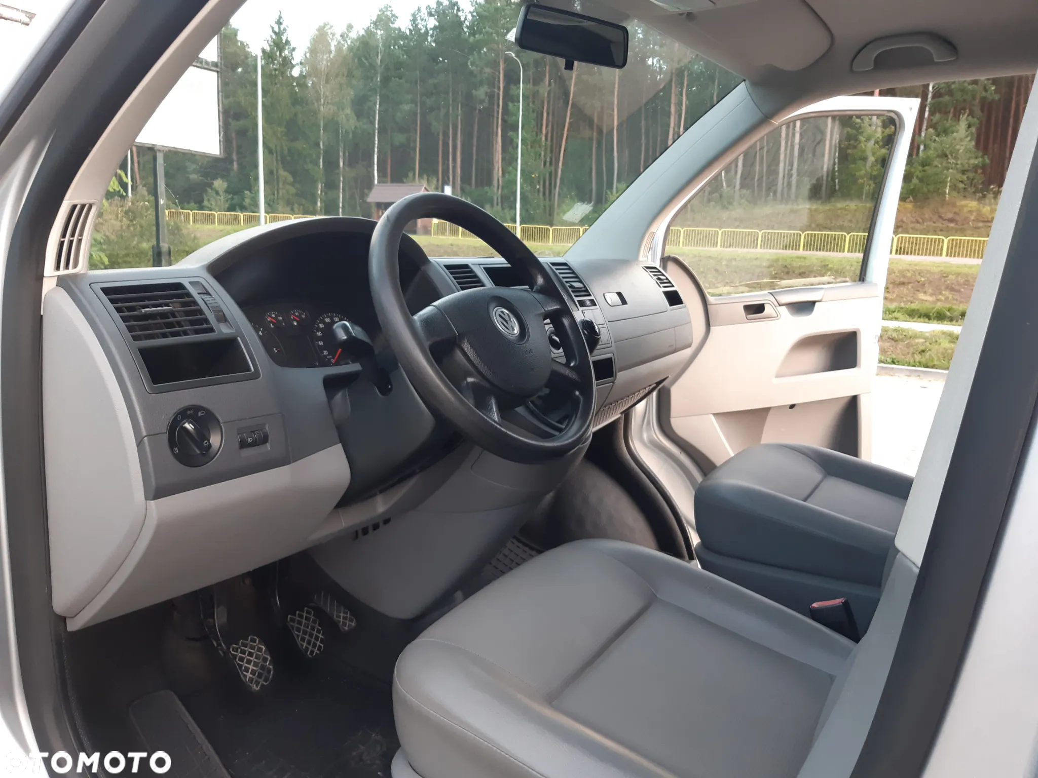 Volkswagen Transporter T5 - 5