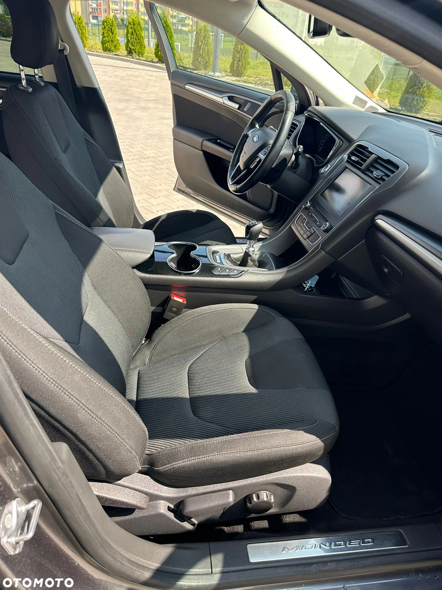 Ford Mondeo 1.5 EcoBoost Ambiente Plus - 15