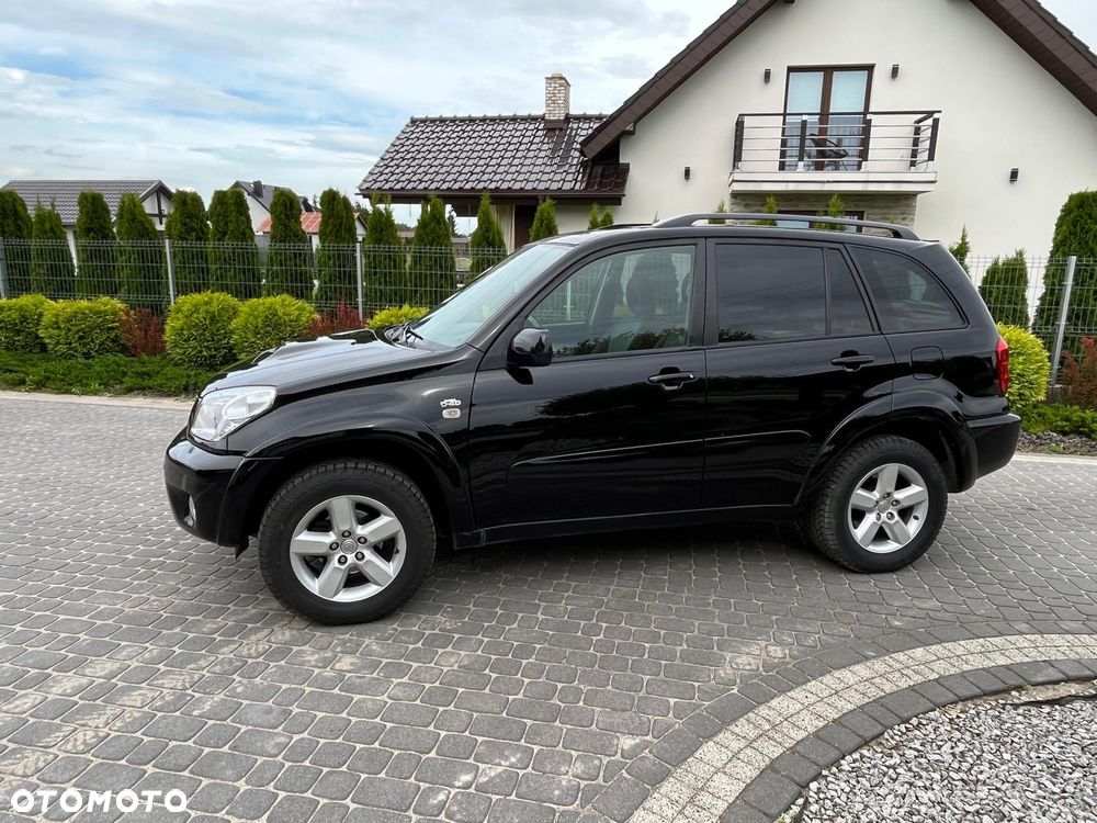 Toyota RAV4 D-4D 4x4 - 7