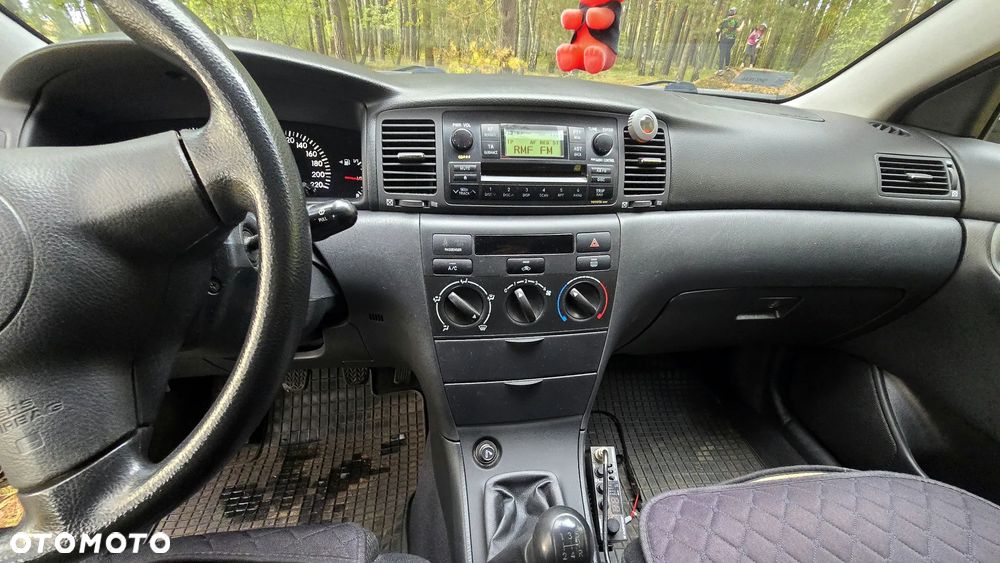 Toyota Corolla 1.6 VVT-i Terra - 17