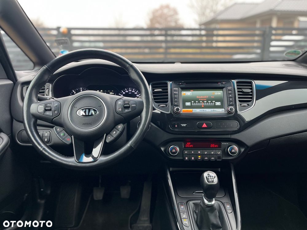 Kia Carens 1.7 CRDi XL 7os - 22