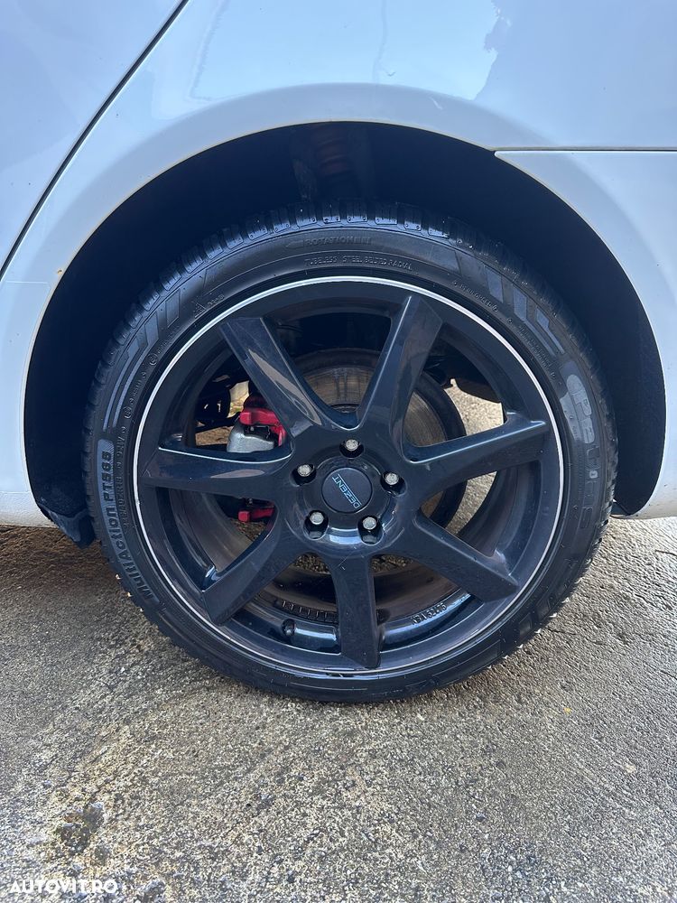 Skoda Octavia Combi 2.0 TDI RS DSG - 10