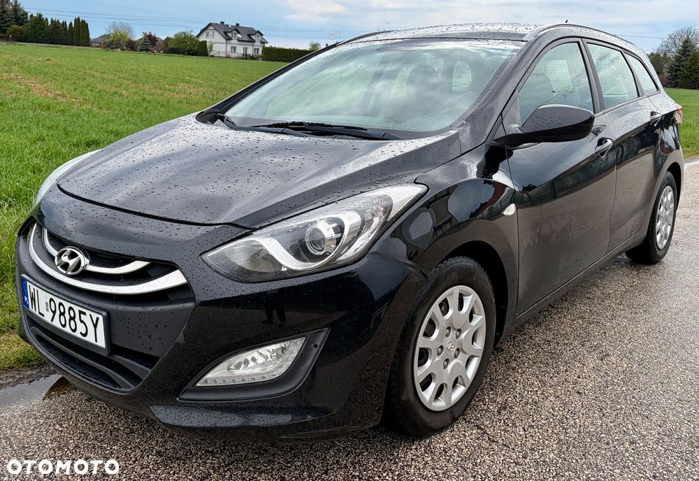 Hyundai i30 1.6 CRDi Automatik Style - 4