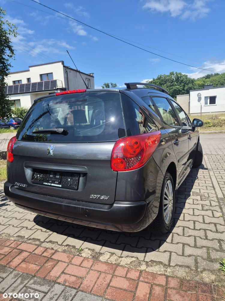 Peugeot 207 75 Urban Move - 10