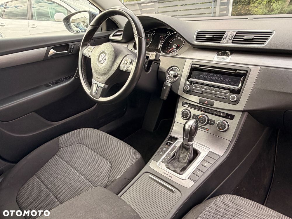 Volkswagen Passat 2.0 TDI 4Mot Highline DSG - 28