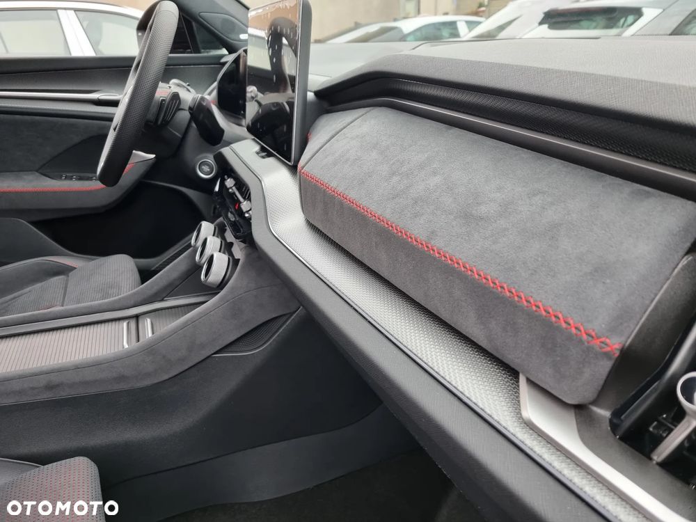 Skoda Kodiaq 2.0 TSI 4x4 RS DSG - 36