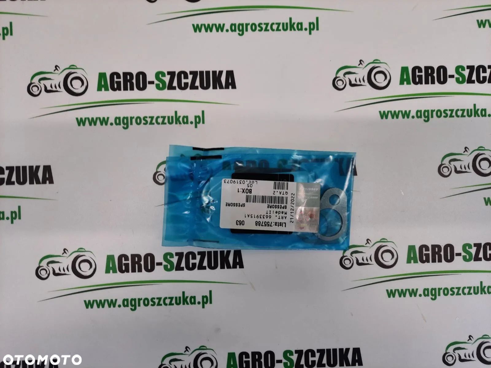 DYSTANS CZUJNIKA SKRZYNI 6633915A1 McCORMICK - 1