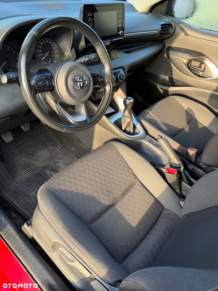 Toyota Yaris - 5