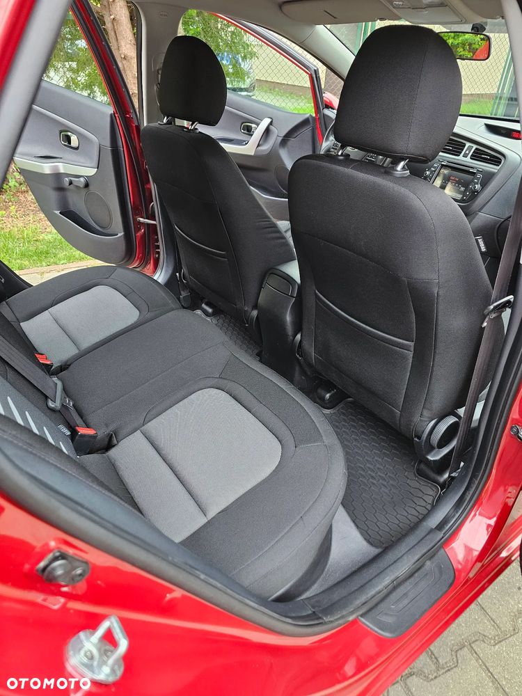 Kia Ceed 1.4 CVVT ISG Dream Team Edition - 13