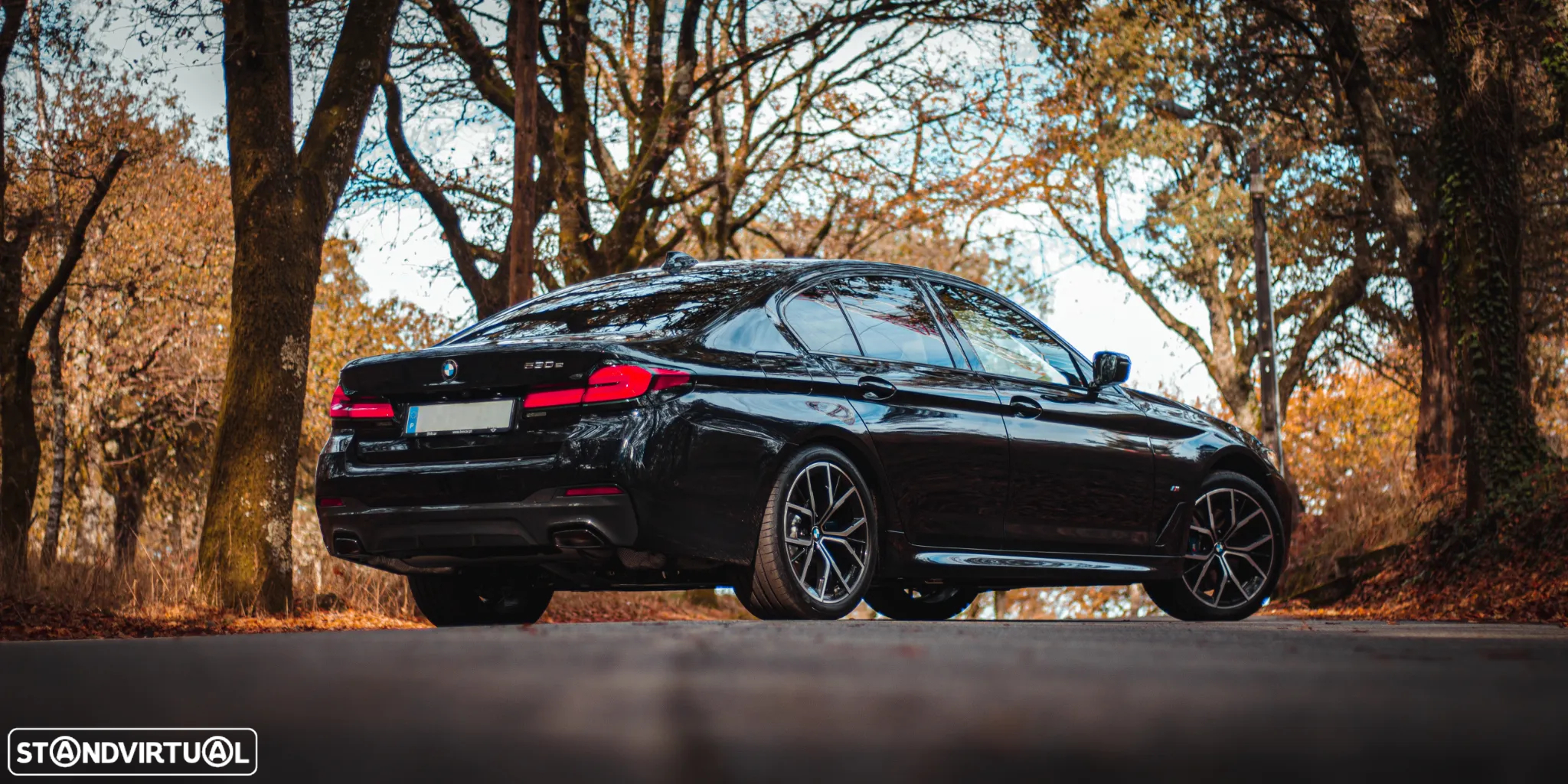 BMW 530 e Pack Desportivo M - 18