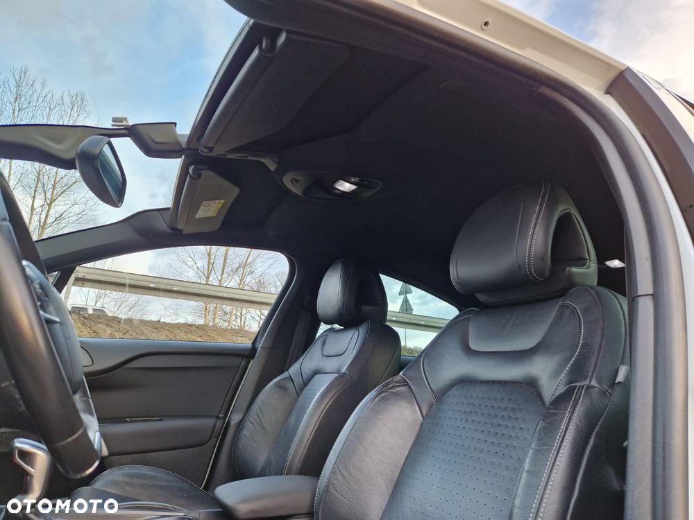 DS Automobiles DS 4 Crossback - 33