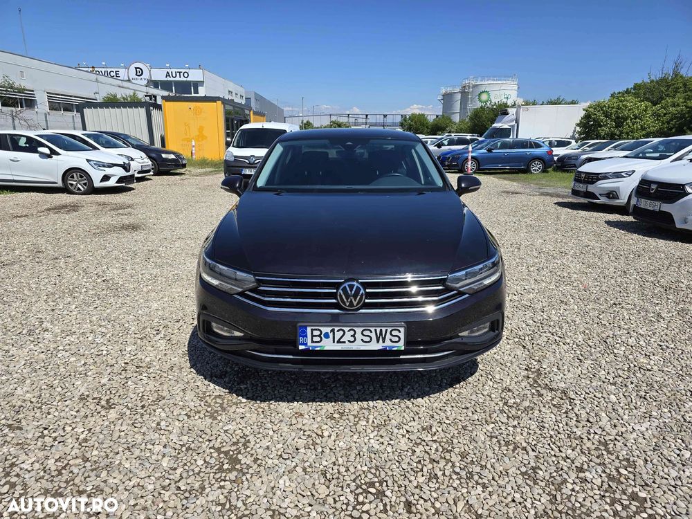 Volkswagen Passat - 2
