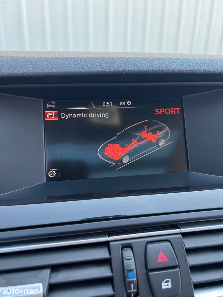BMW Seria 5 520d Aut. Luxury Line - 23