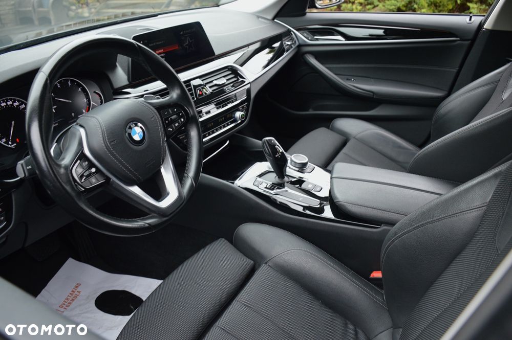 BMW Seria 5 520d xDrive Sport Line sport - 15