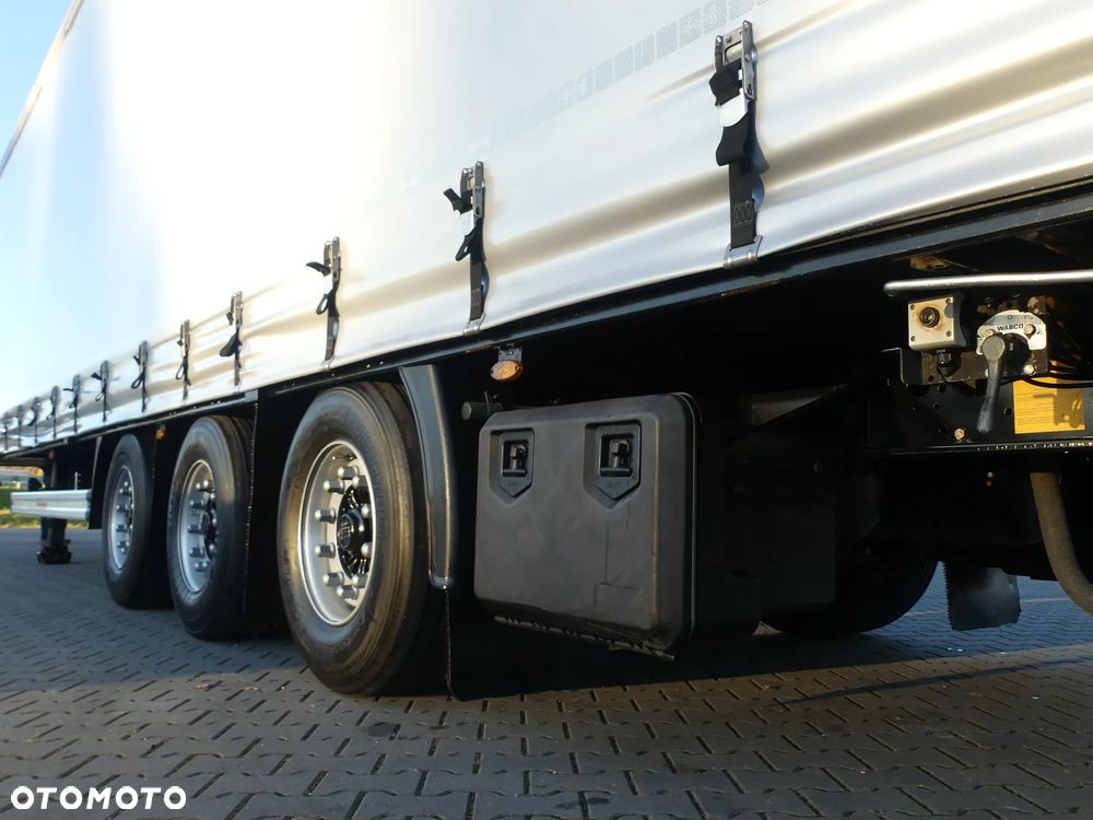 Kassbohrer MEGA / FIRANKA / OŚ PODNOSZONA / DACH PODNOSZONY / - 24