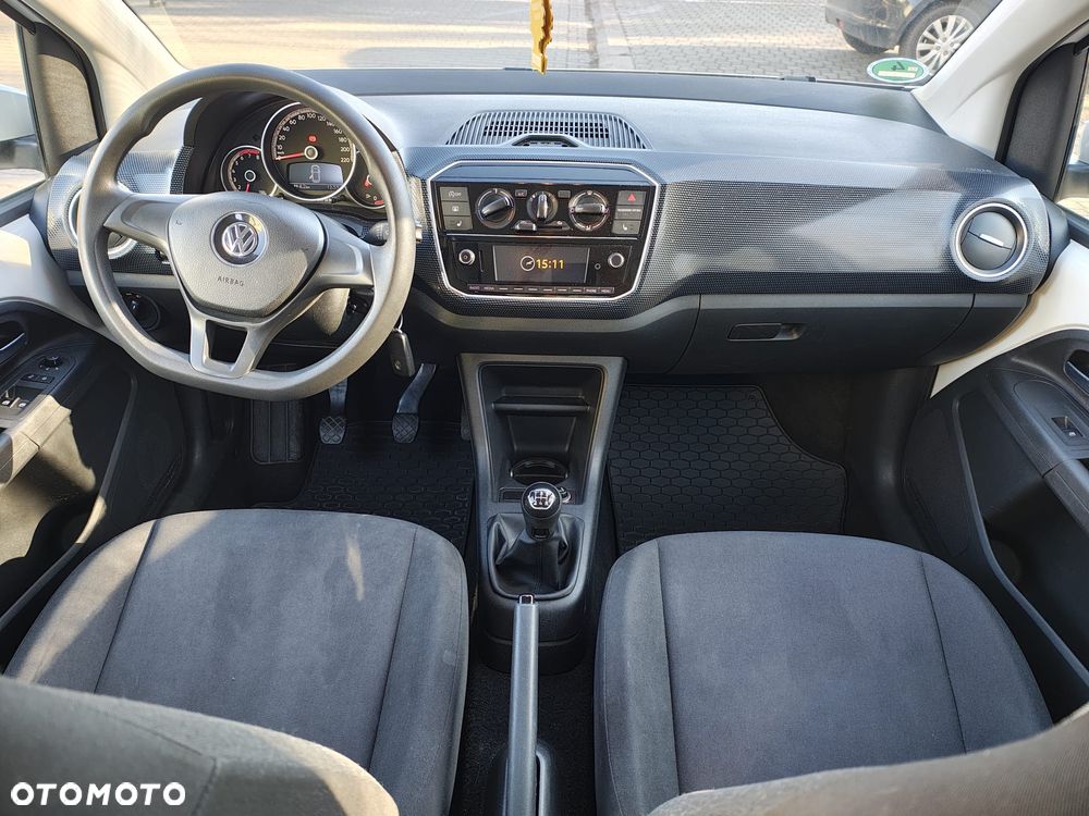 Volkswagen up! (BlueMotion Technology) move - 13