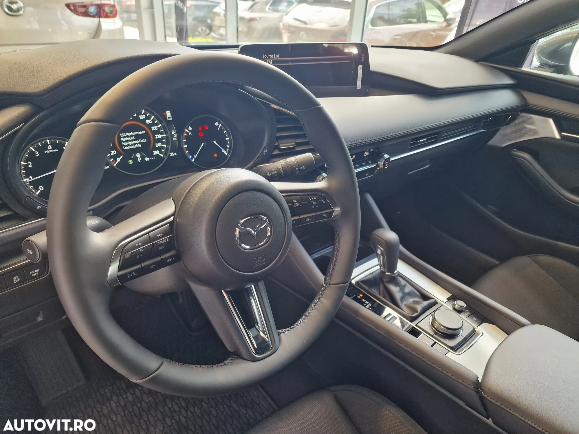 Mazda 3 e-Skyactiv G140 AT MHEV Center-Line - 12