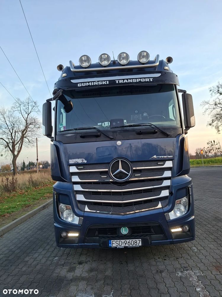 Mercedes-Benz ACTROS - 9