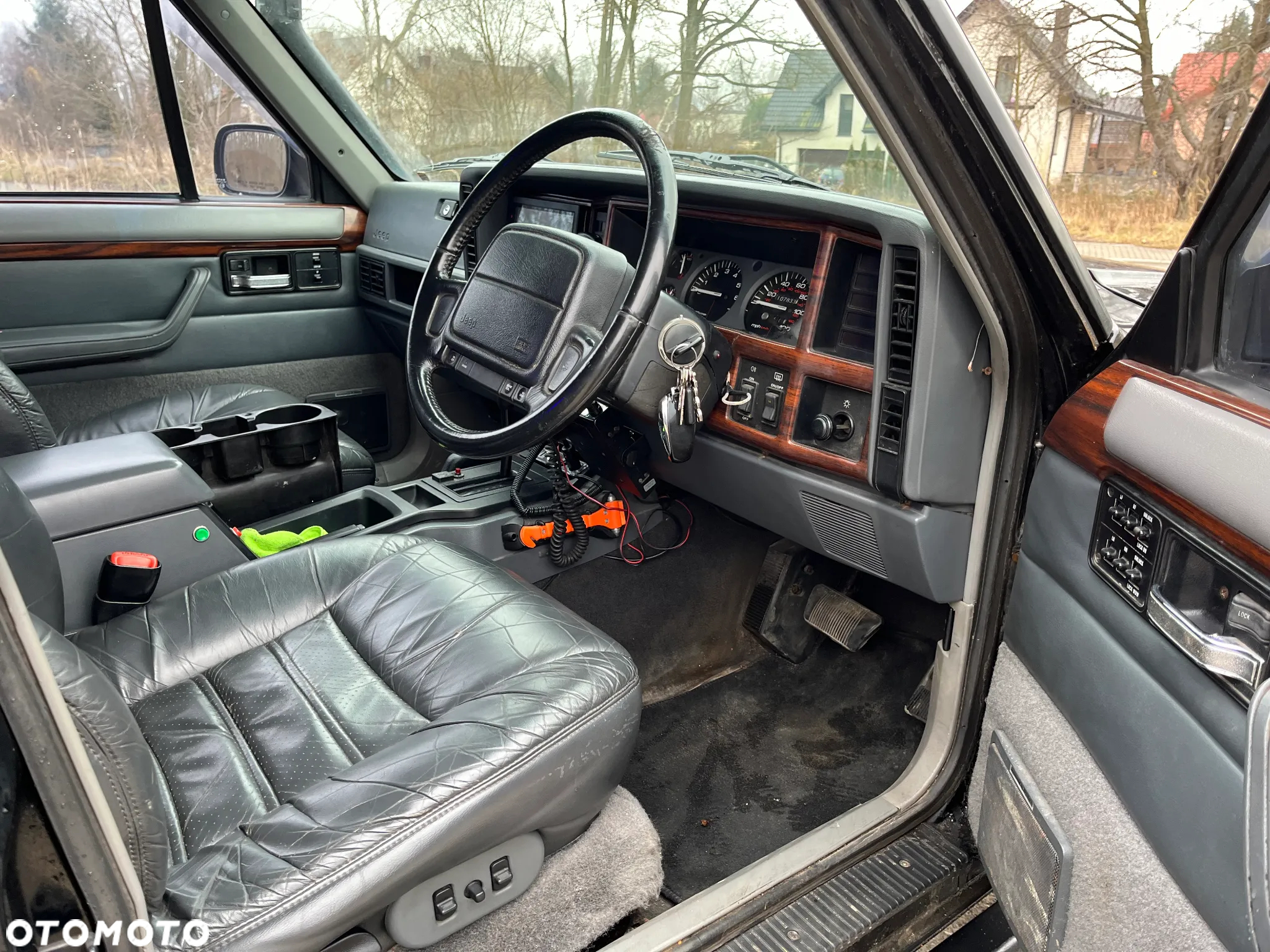 Jeep Cherokee 4.0 Limited - 11