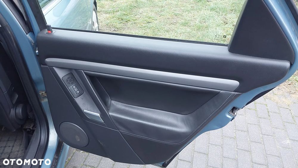 Opel Vectra 2.2 GTS - 11