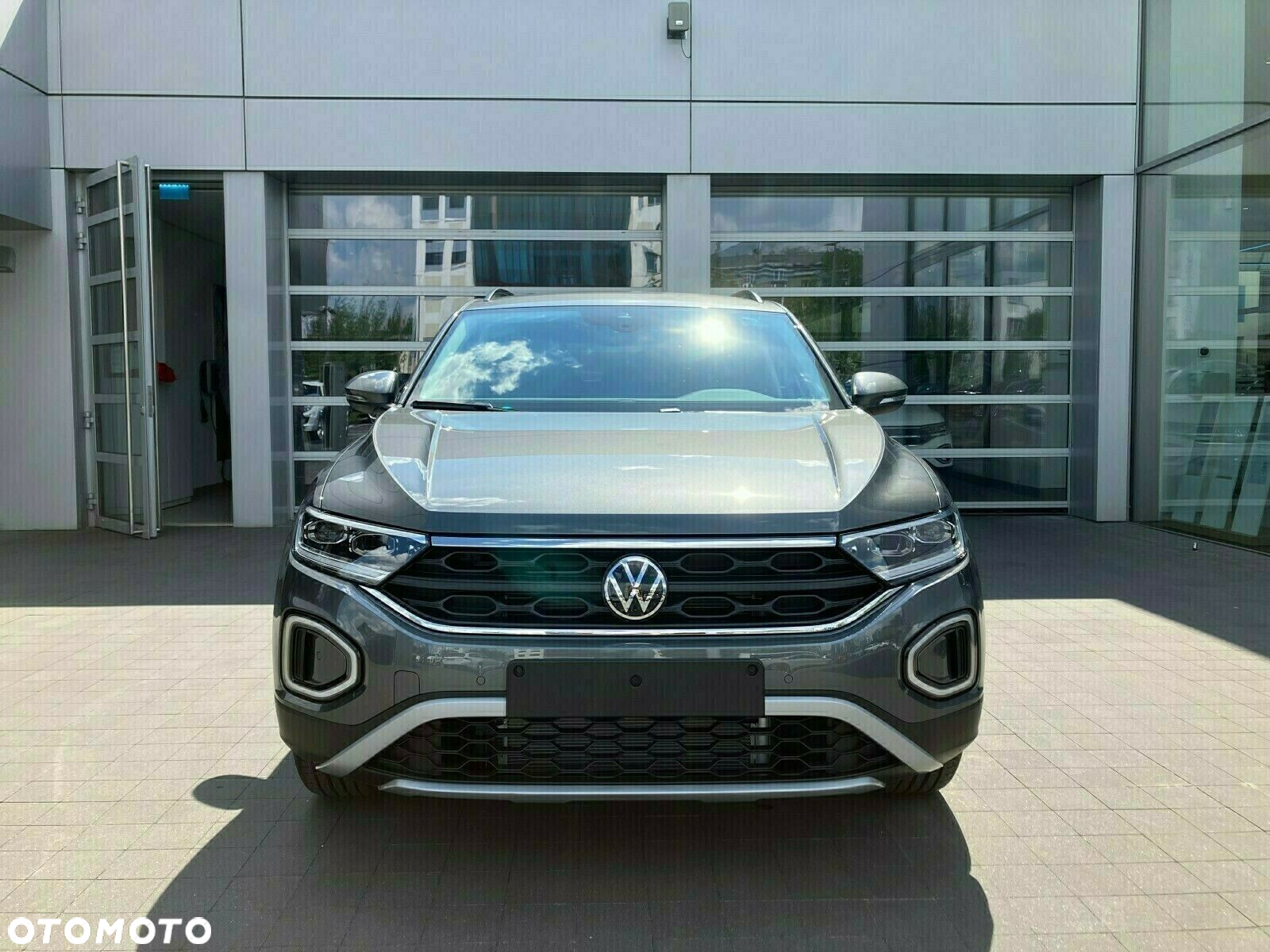Volkswagen T-Roc - 2