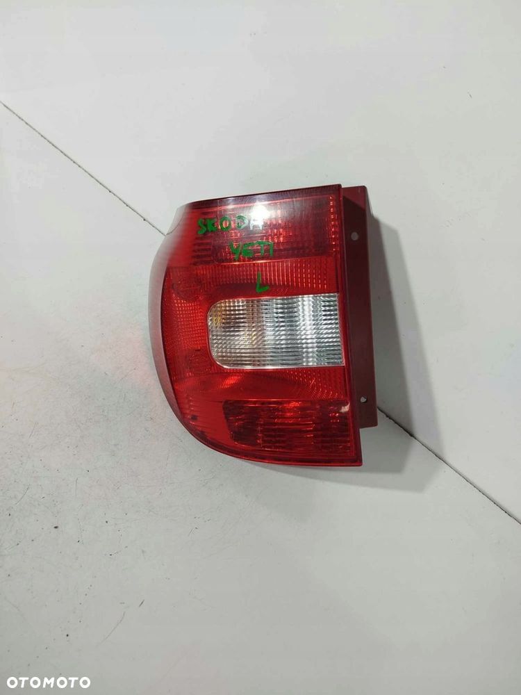 LAMPA LEWA TYŁ TYLNA SKODA YETI 12-17 - 1