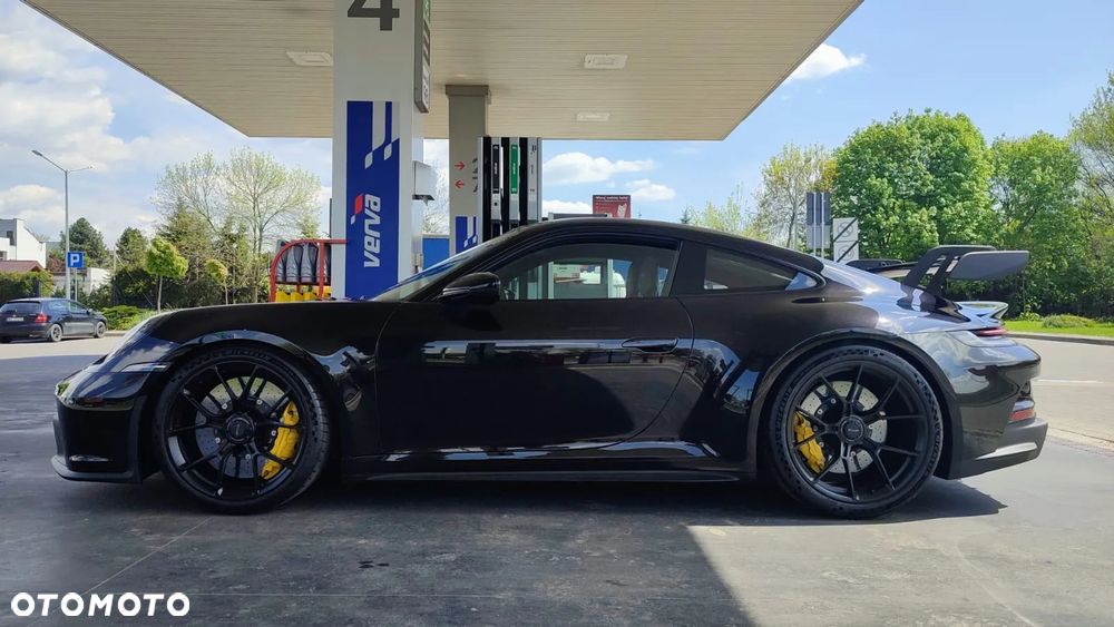Porsche 911 GT3 - 1
