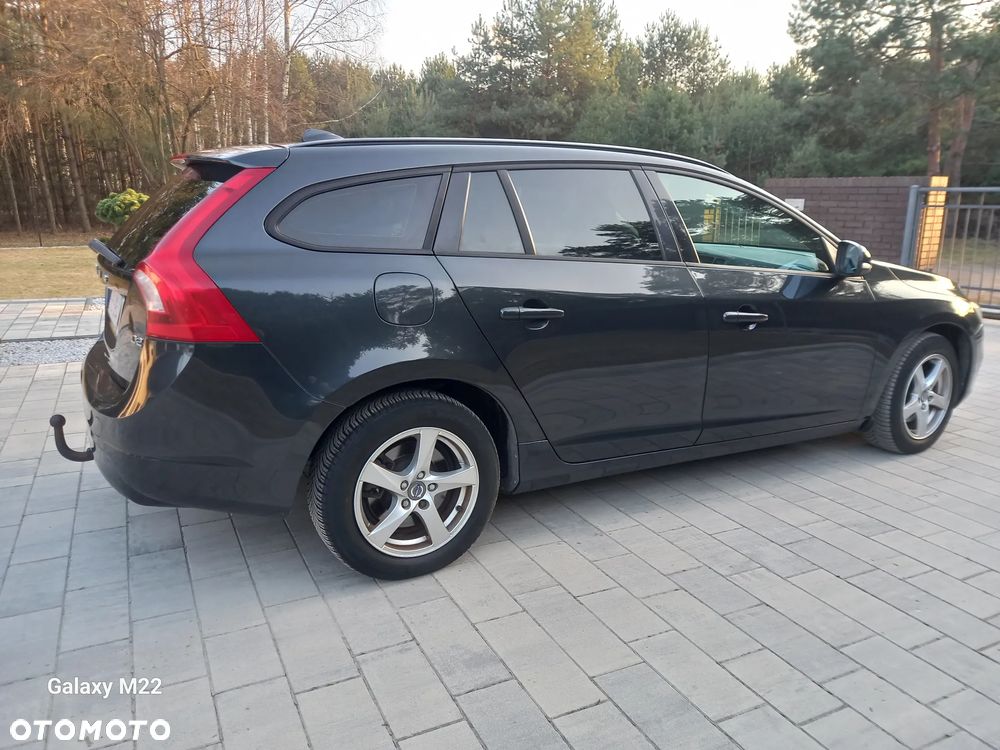 Volvo V60 DRIVe Kinetic - 4